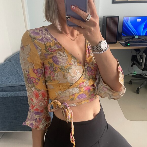 Spell & The Gypsy Cropped Floral Wrap Top Small - Picture 3 of 8